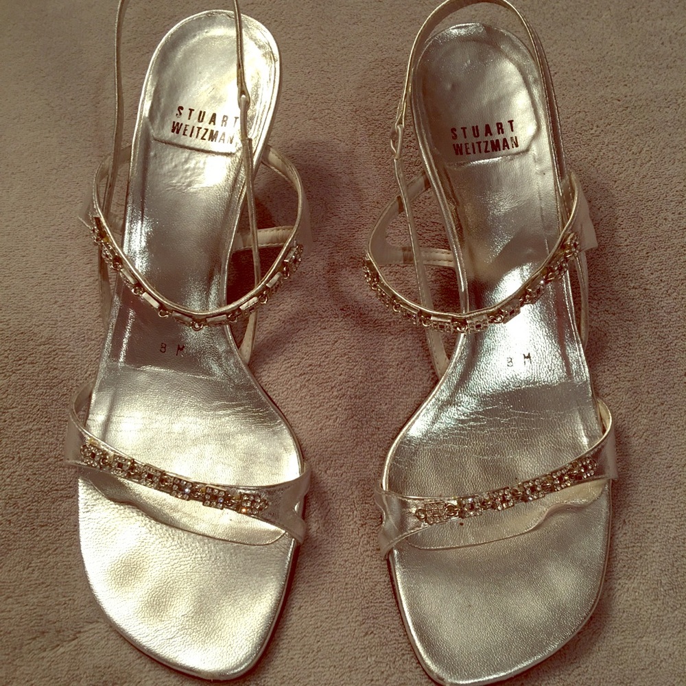 Beautiful silver Stuart Weitzman heels size 8